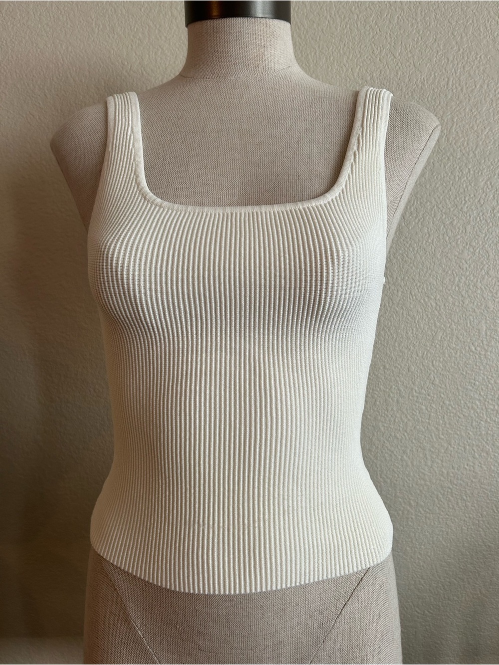 Aritzia babaton Ribbed Square Neck Tank Top - White